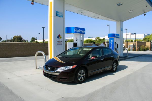 hydrogen fuel cell vehicles
